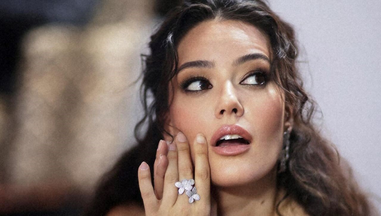 Pelin Akil,