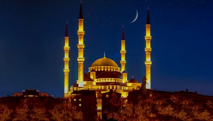 Ankara'da İftar Zamanı: 3 Mart 2025'te Akşam Ezanı Ne Zaman?