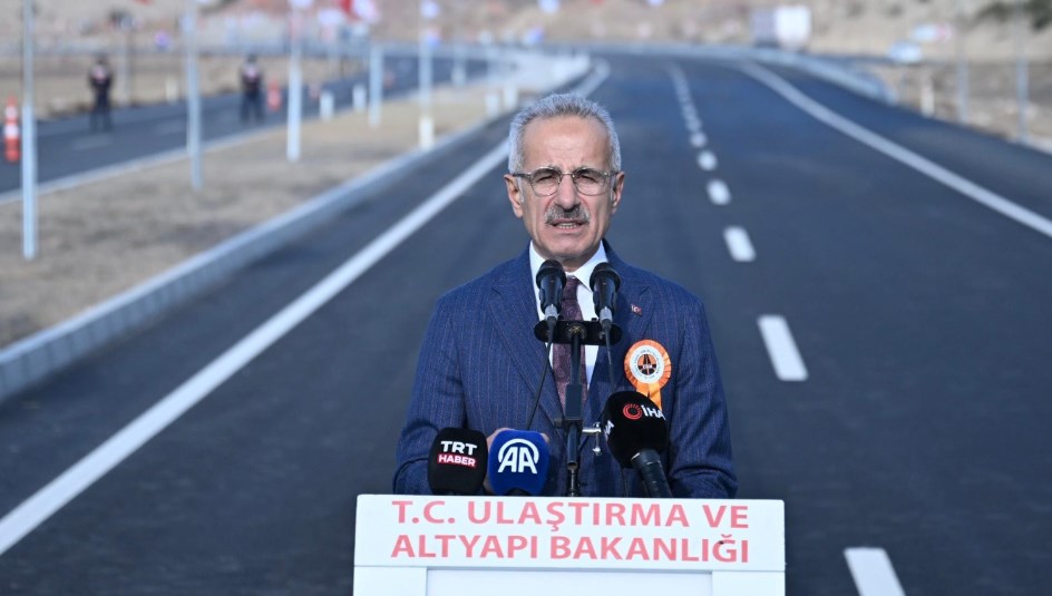 Antalya'nın Trafik Sorununa Yenilikçi: 10 Yeni Köprü Projesi