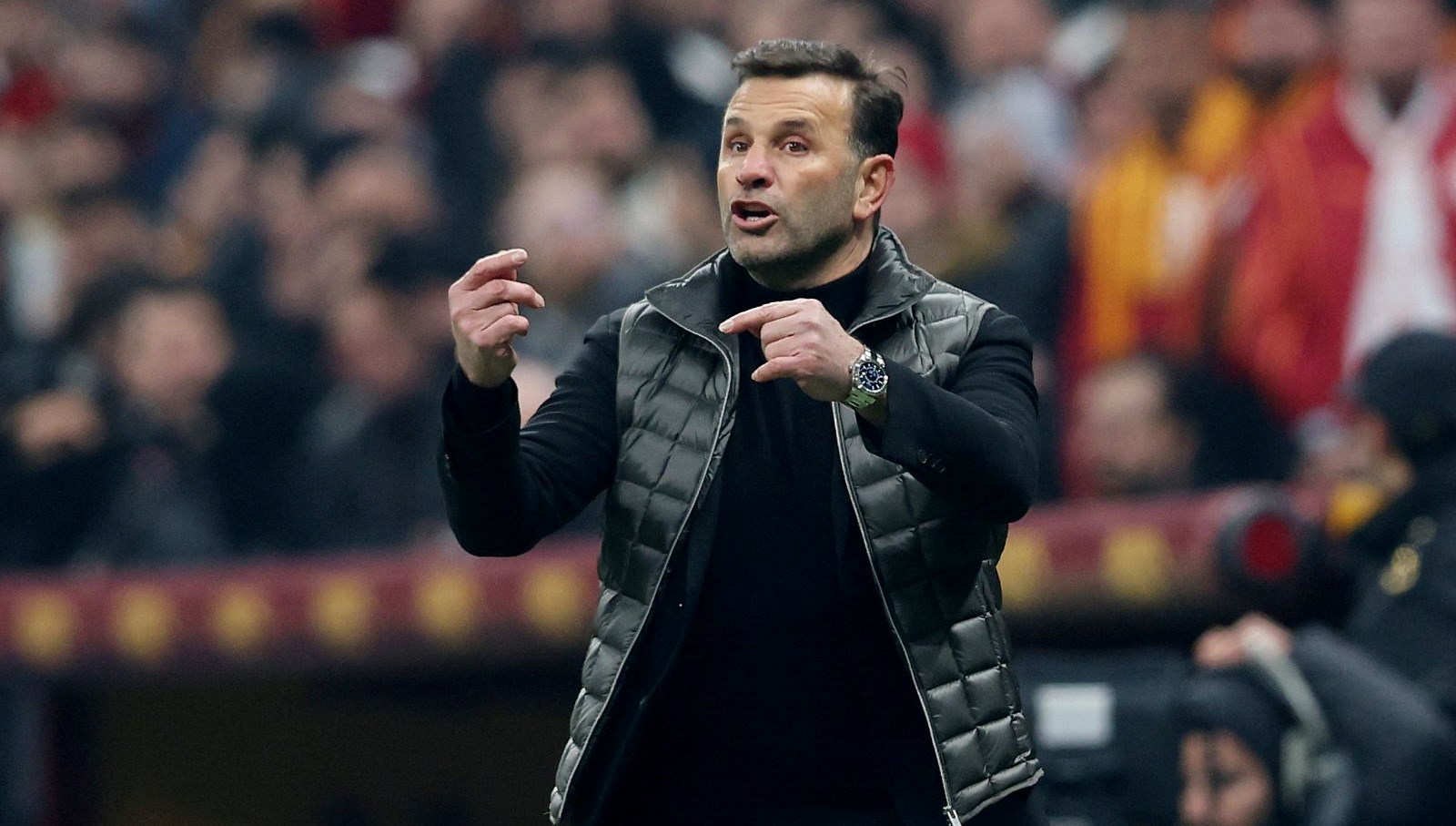 Okan Buruk’tan İstifa İddialarına Cevap: Tepkilerin Ardında Fenerbahçe Taraftarı Var!