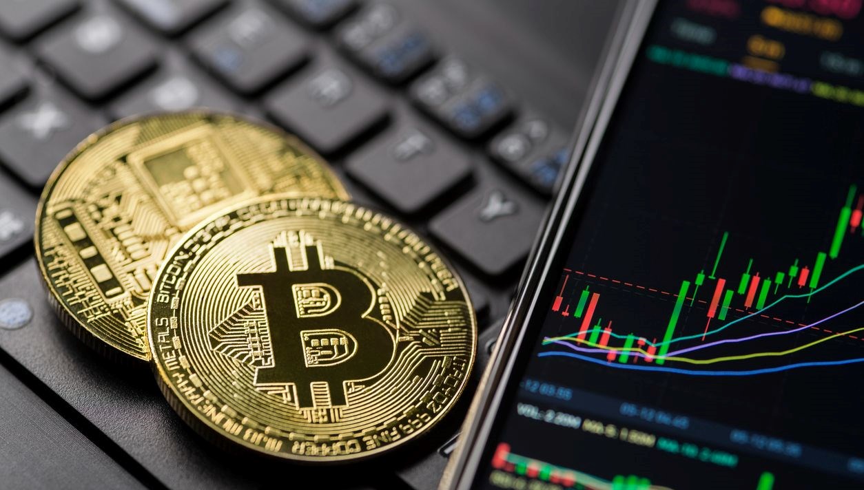 Bitcoin Vadeli İşlemlerinde Tarihi An: 1 Milyar Dolarlık Tasfiyeler Gerçekleşti!