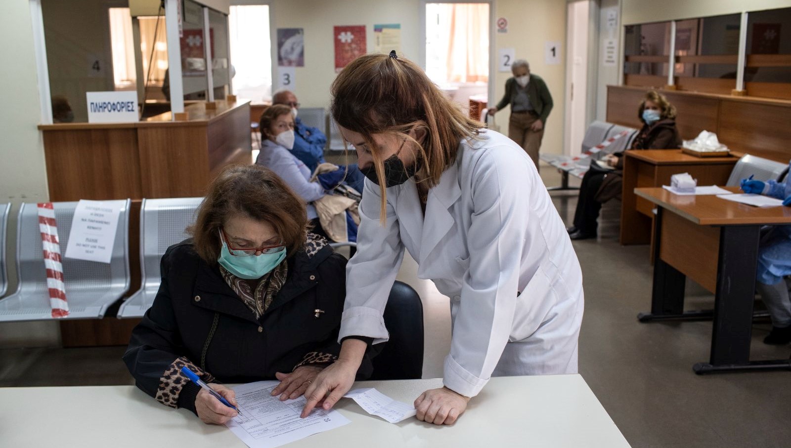 Yunanistan Sağlık Sektöründe Kriz: 20 Bin Doktor Göç Etti!