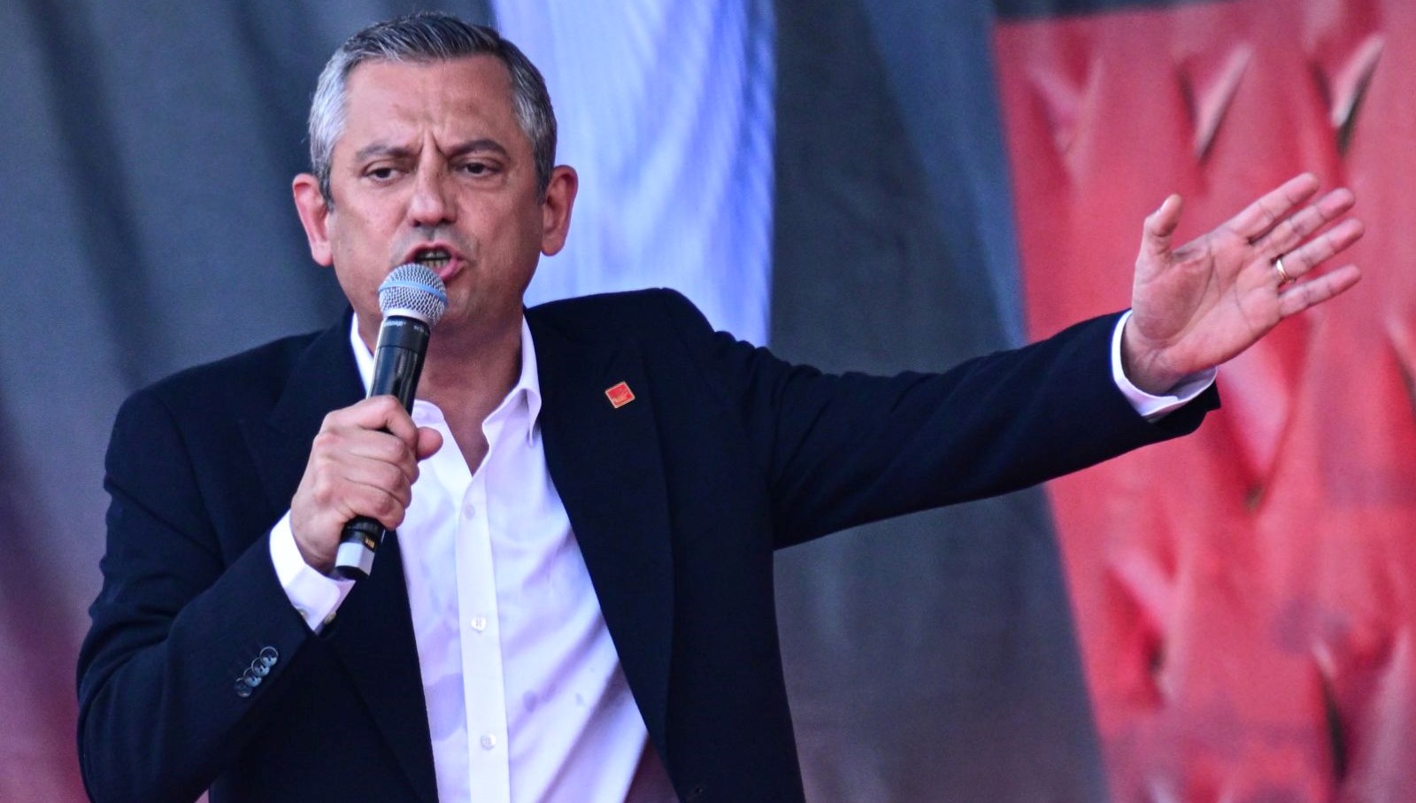 Özgür Özel'e Yönelik Soruşturma Başlatıldı!