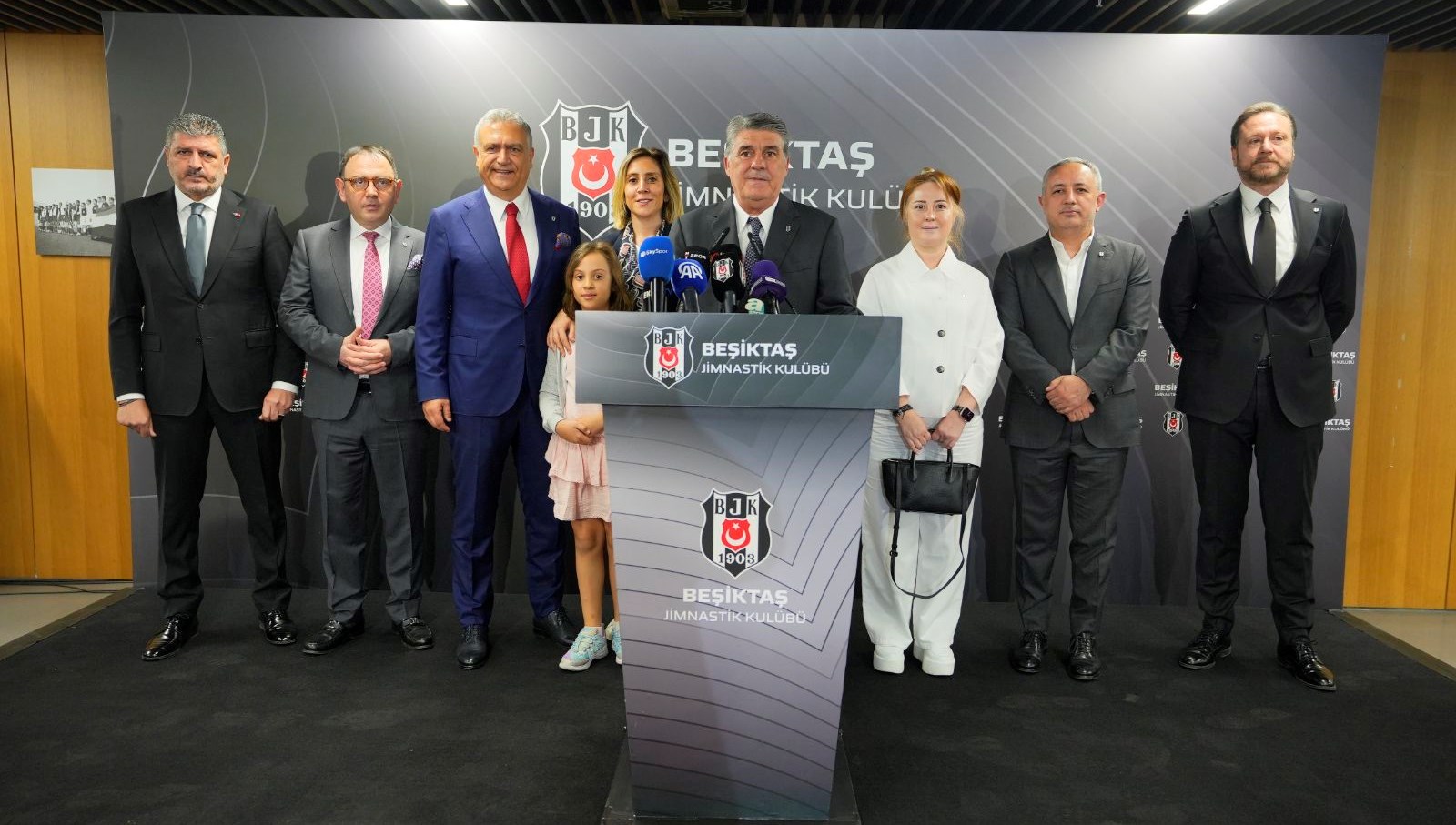 Beşiktaş'ta Coşkulu Bayramlaşma Etkinliği Düzenlendi!
