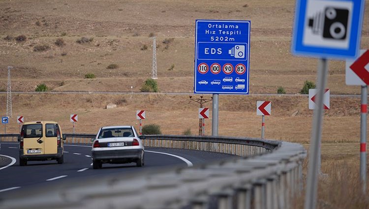 Yola Çıkacaklar İçin Uyarı: Sabit Radar Noktaları Açıklandı!