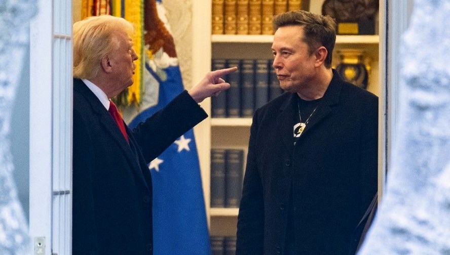 Musk ve Trump’ın Çatışması Uzaya Sıçradı: SpaceX’ten NASA’ya Beklenmedik Tehdit!