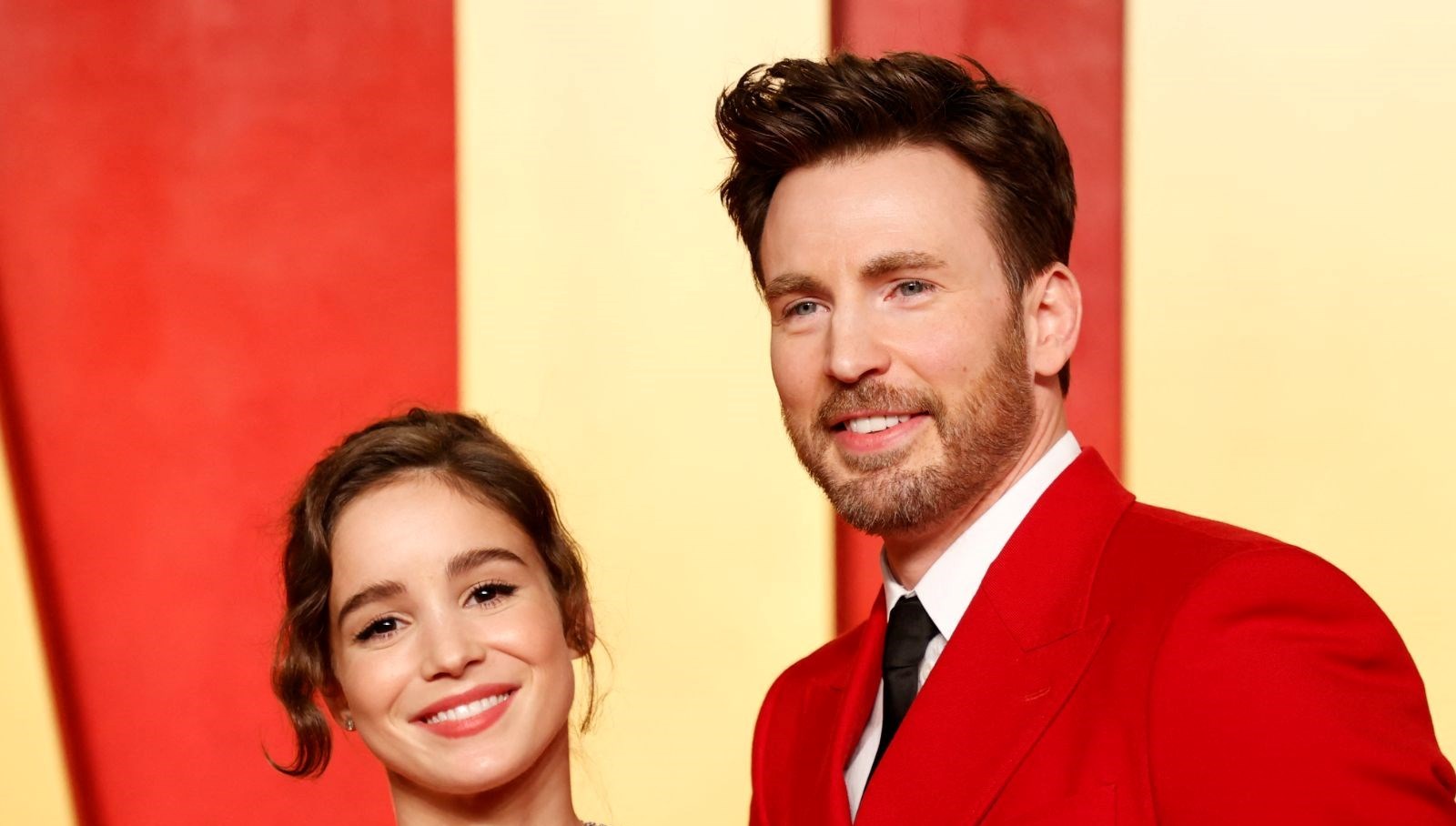 Chris Evans’ın Albaya Evlenme Teklifinin Hikayesi!