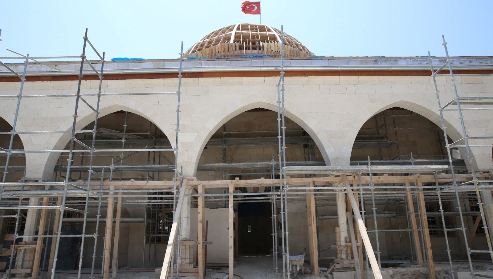Habib-i Neccar Camisi'nin Restorasyonu Devam Ediyor: Depremin İzleri Siliniyor