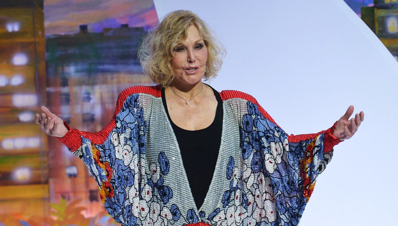 Kim Novak, Venedik’te Kariyerine Dair Eşsiz Bir Ödül Alıyor!