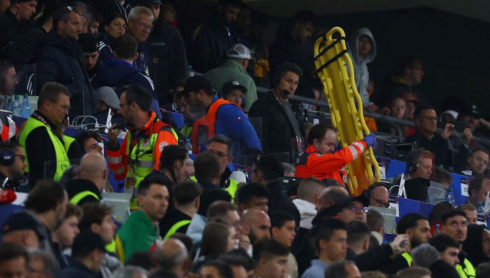 UEFA Uluslar Ligi finalinde trajik olay: Bir taraftar yaşamını yitirdi