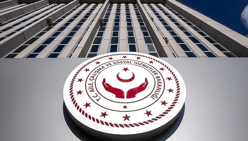 Aile ve Sosyal Hizmetler Bakanlığı'ndan 360 Yeni İş Fırsatı: Başvuru Süreci Nasıl İşliyor?