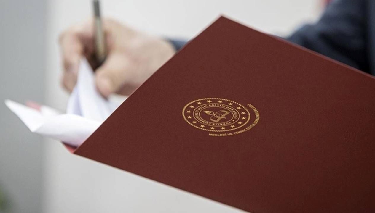 Sözleşmeli Öğretmenlik Mülakat Tarihleri Açıklandı: Sıra Ne Zaman?