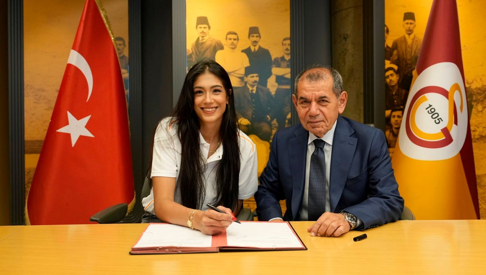 Yasemin Güveli, Galatasaray'la yeni bir sayfa açtı!