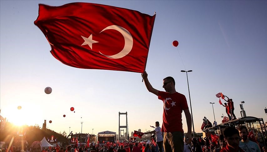 15 Temmuz Kapsamında Tatil Durumu Nedir? Kamu Çalışanları İdari İzinli Mi?