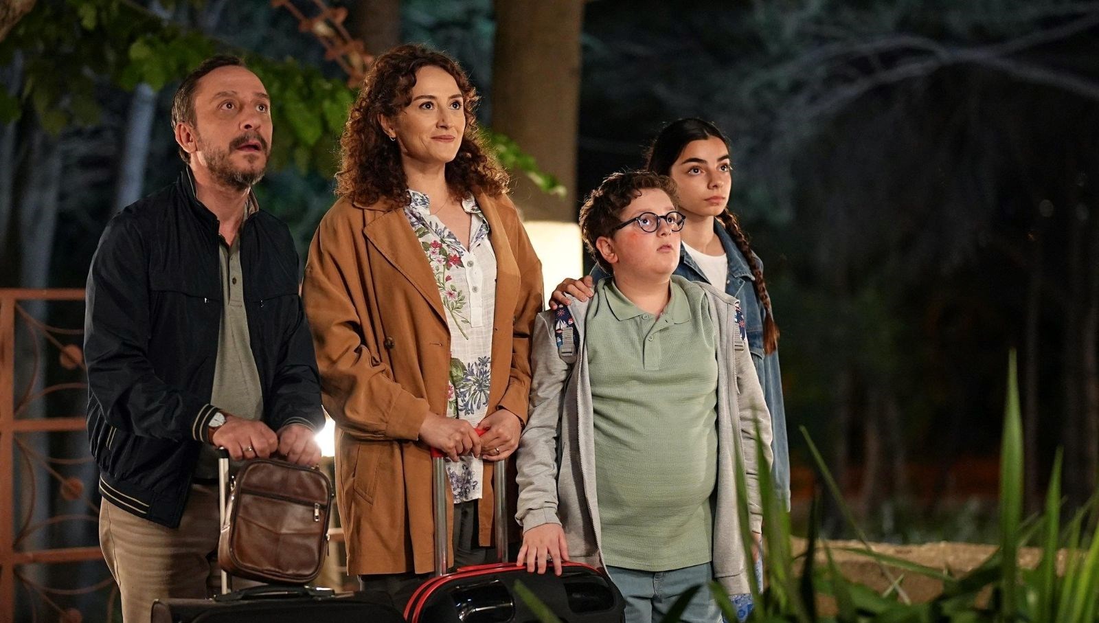 Aile Saadeti Dizisi: Oyuncu Kadrosu ve Hikayesi Hakkında Her Şey!