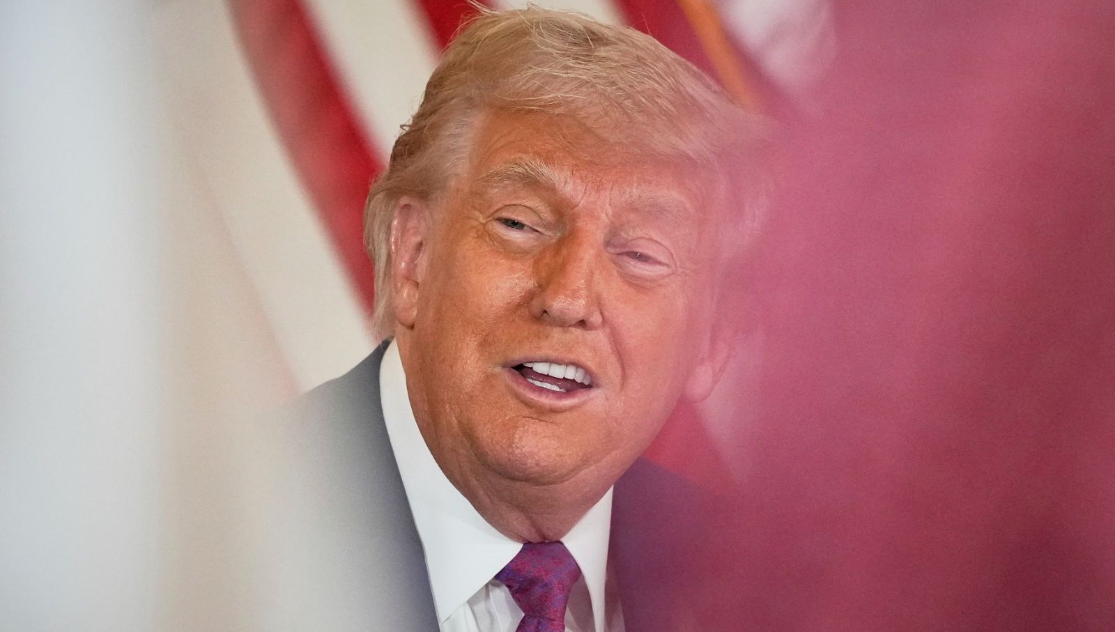 Trump’ın Mobil İhtişamı: “Trump Mobile” Parlak Bir Başlangıç Yapıyor!
