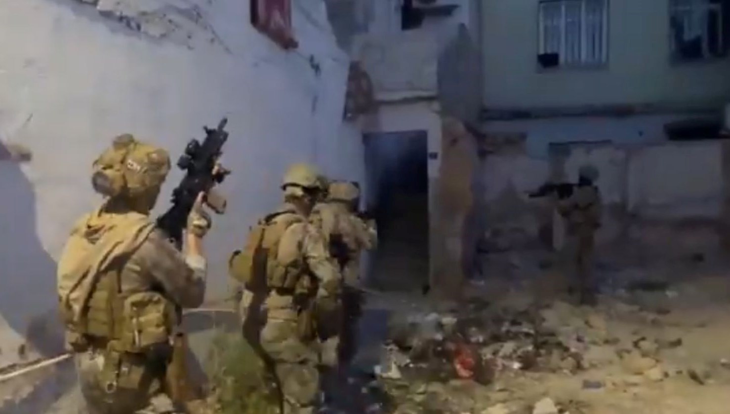 75 İlde Dev Uyuşturucu Operasyonu: 2,311 Gözaltı!