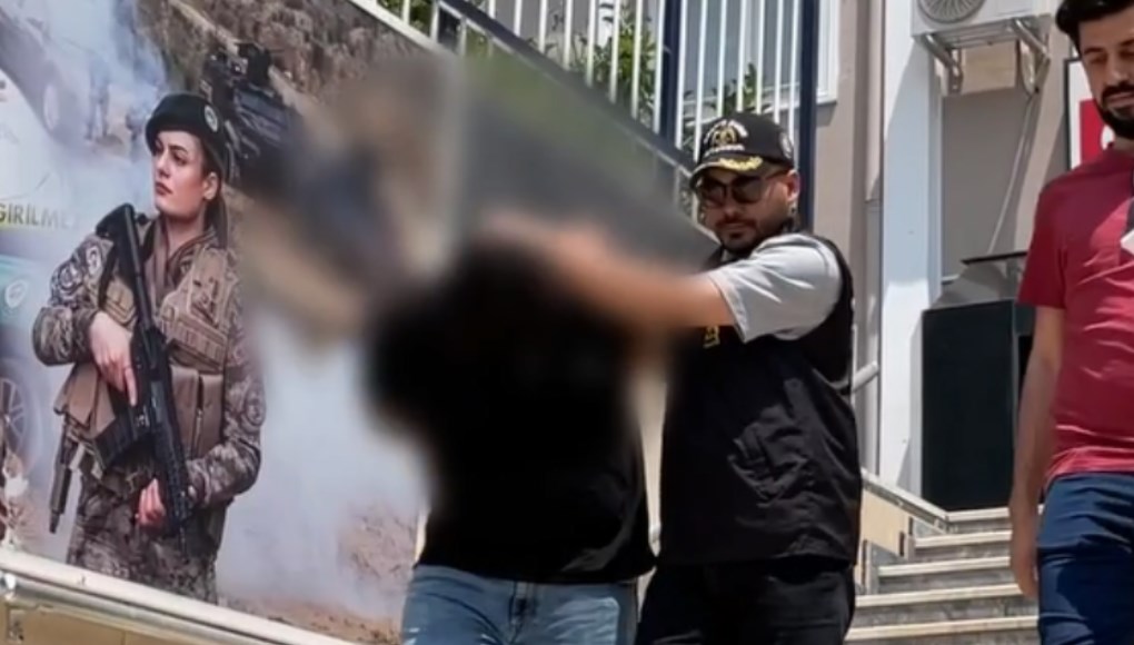 Sahte Savcı Şok Taktiklerle Milyonlarca Lira Çaldı!