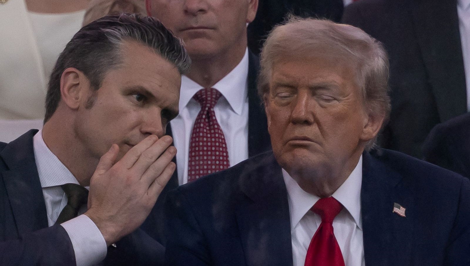 Trump’ın İran'daki Rejim Değişikliği Konusunda Tereddütleri Var!