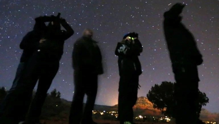 Eski NASA Yetkilisinden Şok Edici UFO Açıklaması!