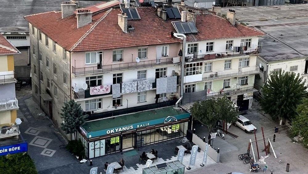 Taşoluk Apartmanı’nın Çöken Duvarları: İki Hayat Kaybı ve Sanıkların Yargılanması