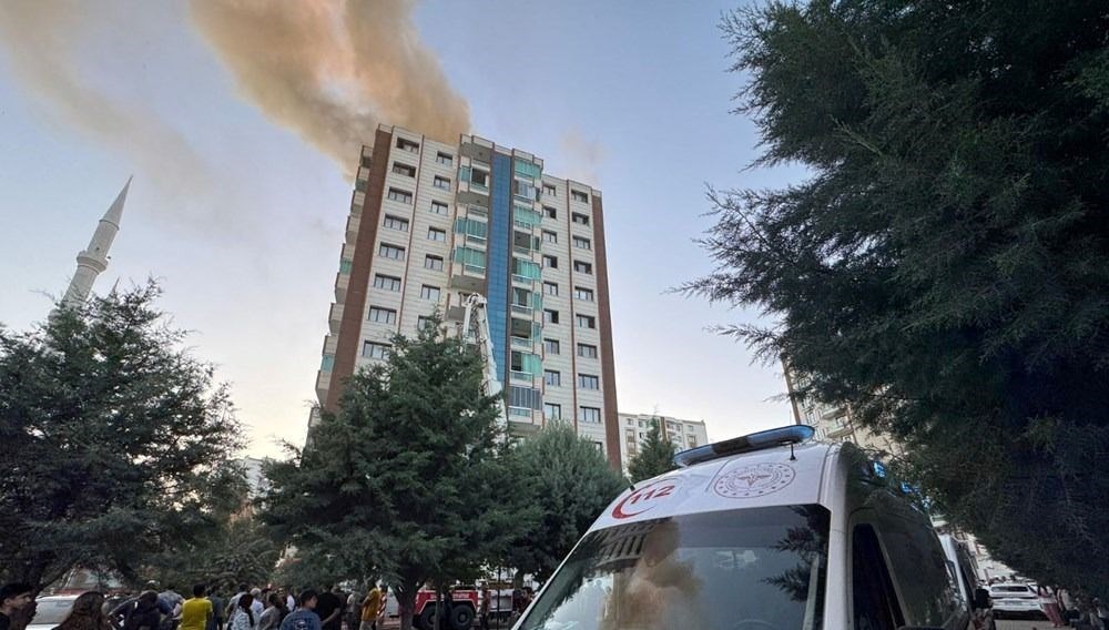 Diyarbakır'da Yangın Faciası: Anne ve Çocuklar Hayatını Kaybetti,