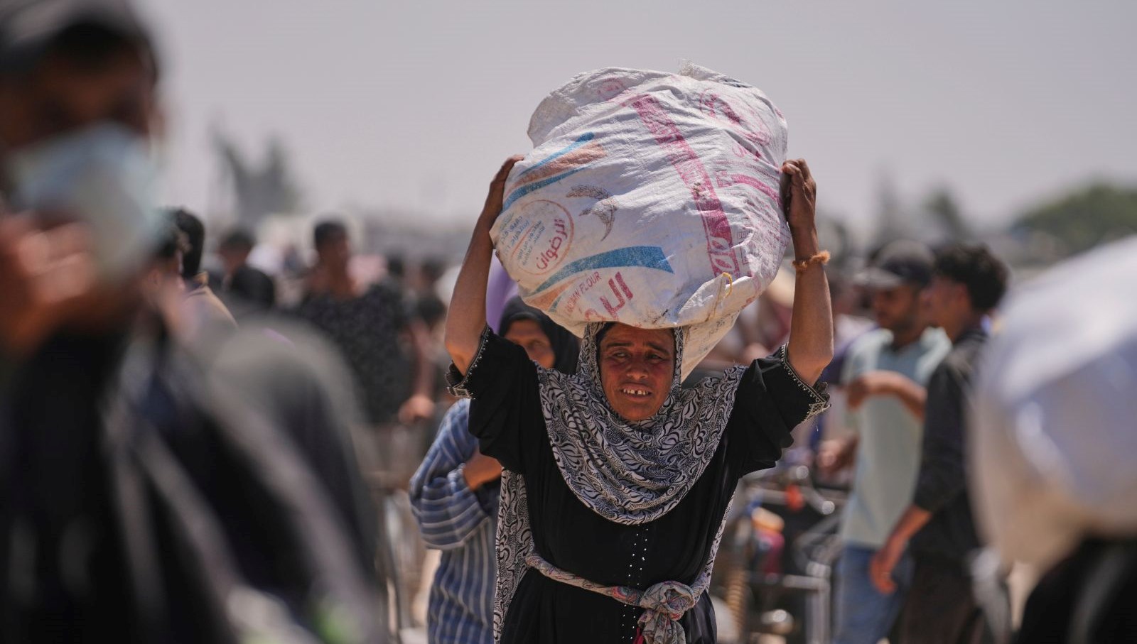 İsrail'in Gazze'deki Saldırısı: 16 Filistinli Hayatını Kaybetti