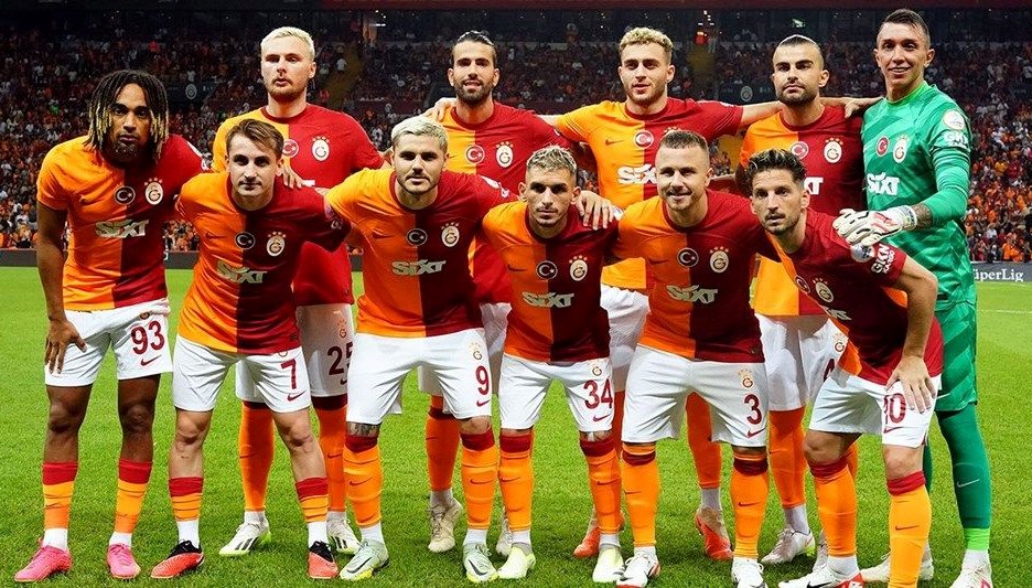 Okan Buruk Kampa Girmeyecek: Süper Lig'den Çeşitli Teklifler Bekliyor!