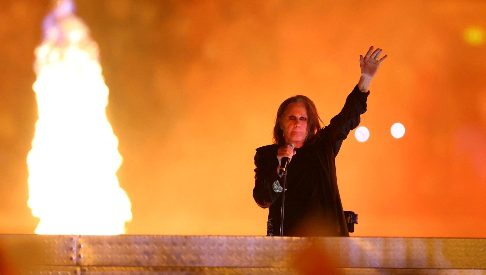 Ozzy Osbourne'un DNA'sından ilham alarak hazırlanan özgün buzlu çay raflarda!