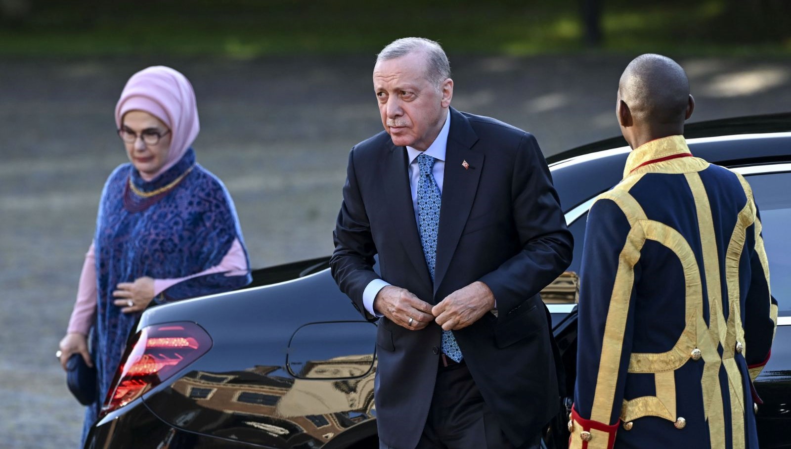 Cumhurbaşkanı Erdoğan Lahey'de: Trump ile Açık Havada Buluşma Tamamlandı