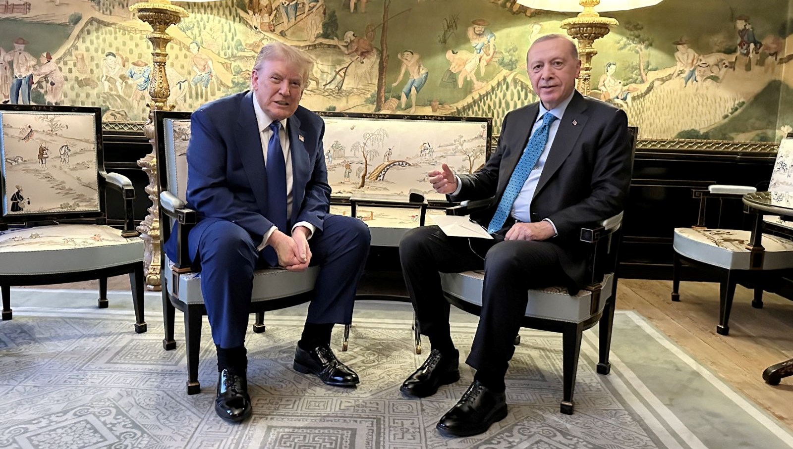 Erdoğan ve Trump'tan Tarihi Buluşma: Dünya Medyasında Geniş Yankı!