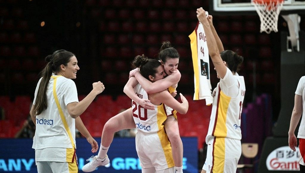 İspanya, Çekya'yı geride bırakarak EuroBasket Kadınlar'da yarı finale yükseldi!