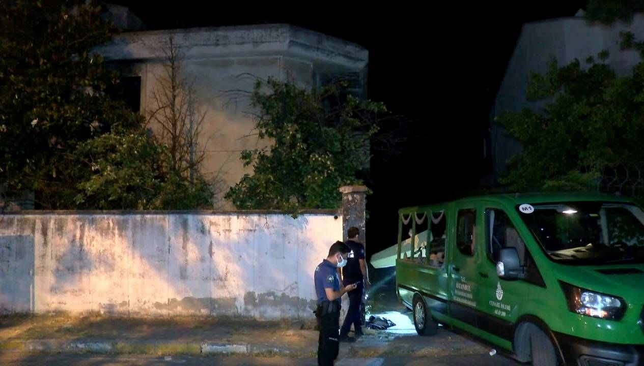 Metruk Villada Gizemli Ölüm: İple Asılı Bulundu