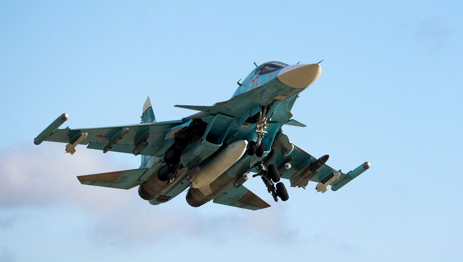 Ukrayna Hava Kuvvetleri'nden Etkili Darbe: Su-34 Jetleriyle Hedef Vuruşları!
