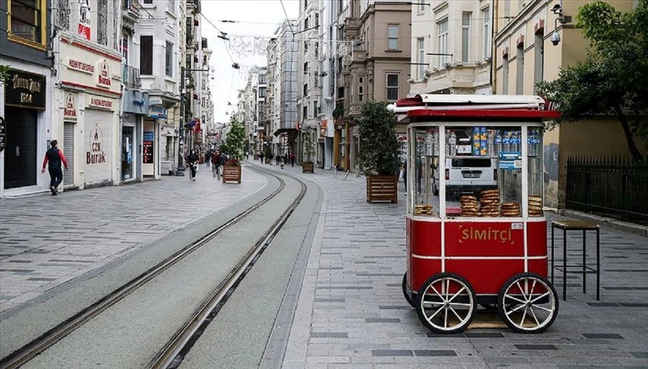 Beyoğlu'nda Sıkı Gösteri Yasağı Uygulaması: İlk Adım Bugün Atılıyor!