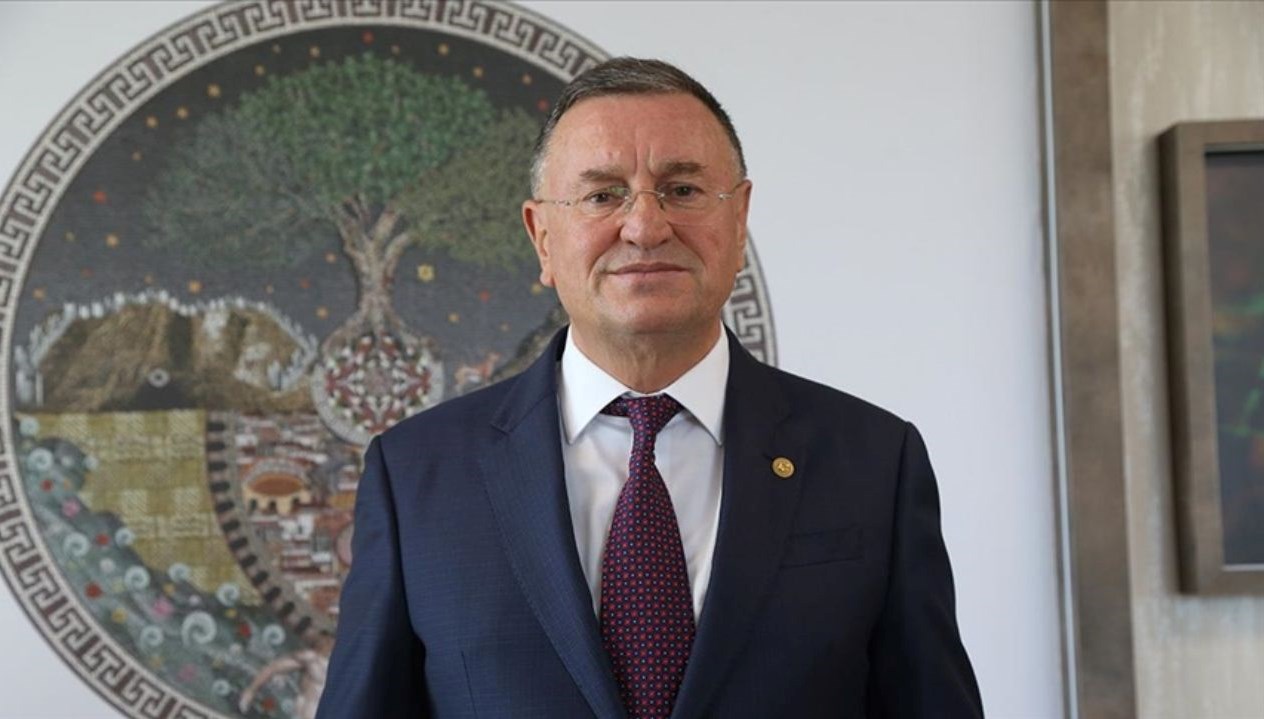 Lütfü Savaş: Eski Hatay Büyükşehir Belediyesinin Döneminin İzlerini Taşıyan İsim