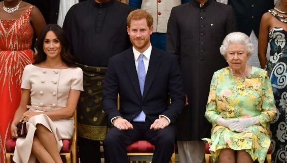 Kraliçe Elizabeth'ten Meghan Markle'a Sert Mesaj: