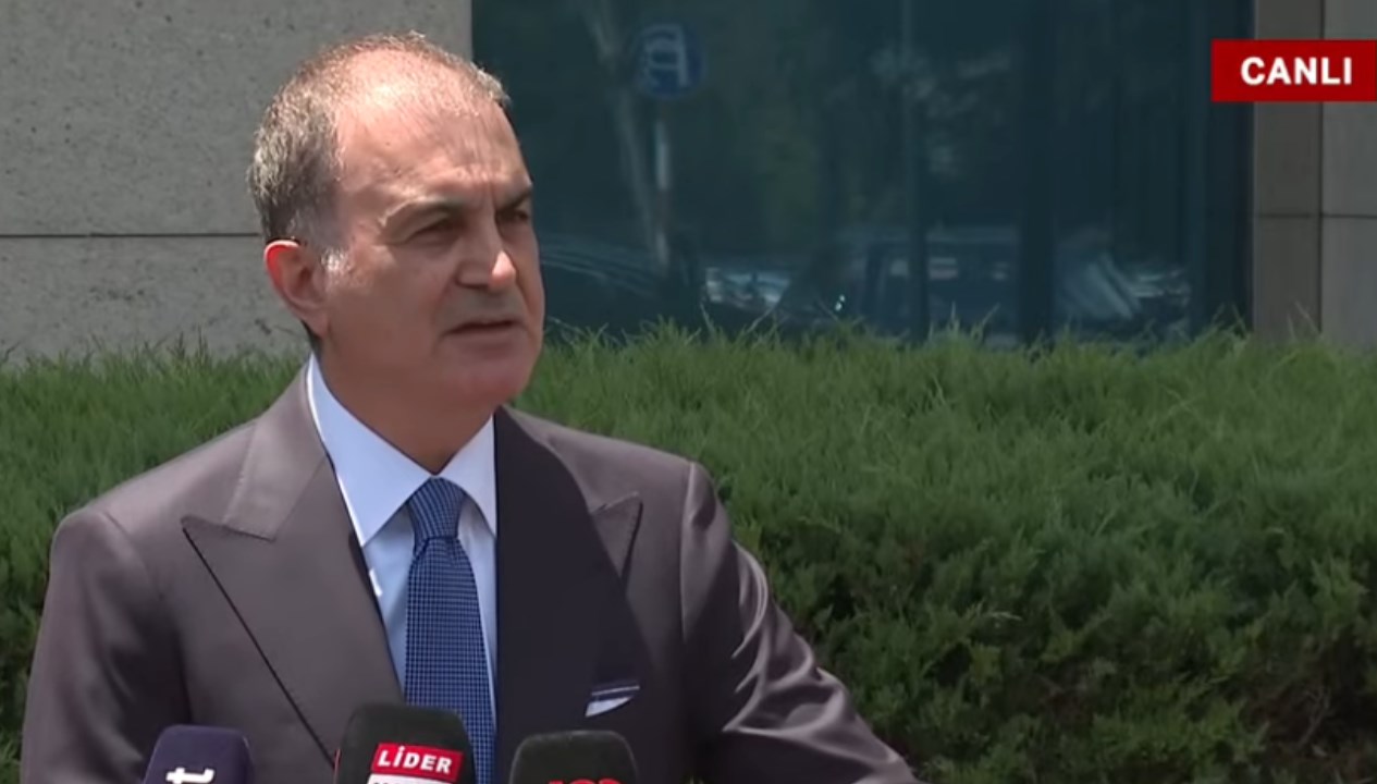 Ömer Çelik’ten çarpıcı karikatür yorumu: 