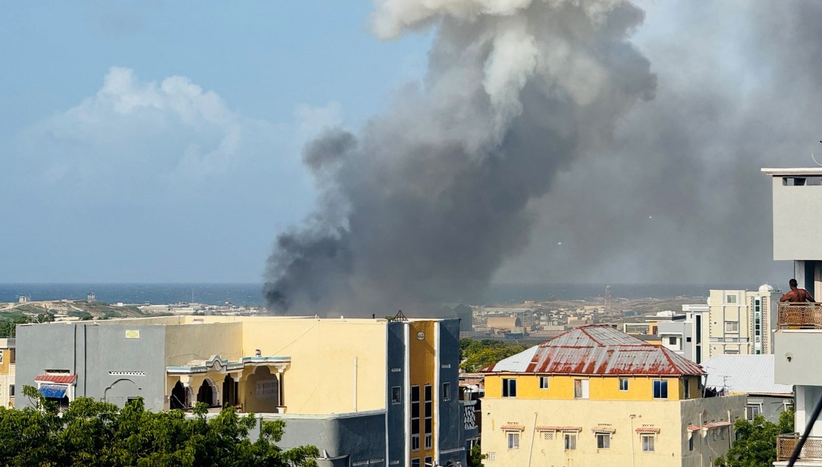 Somali'de Korkunç Kaza: Askeri Helikopter Düştü!