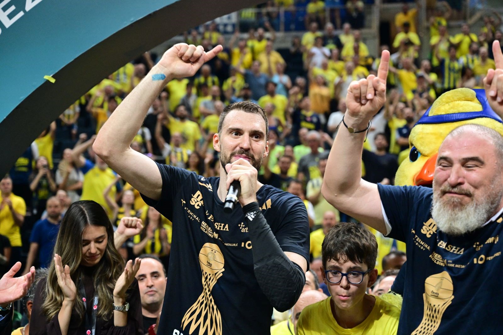 Fenerbahçe'ye duygusal bir elveda: Yeni adresi belli oldu!