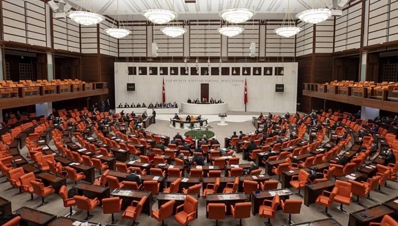 Meclis'te Salgın Endişesi: 80'e Yakın Sağlık Sorunu Yaşandı