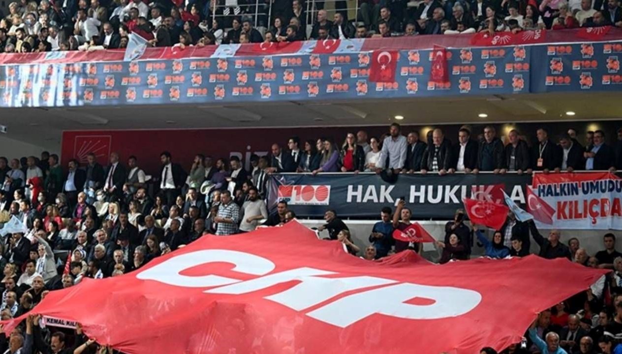 CHP Kurultay Tartışması: Mahkeme Yeniden Görevsizlik İlan Etti