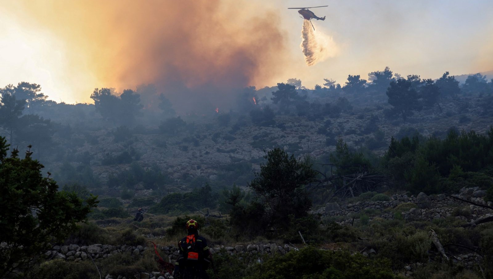 Eğriboz Adası'nda Korkutan Yangın: İki Köy Boşaltıldı!