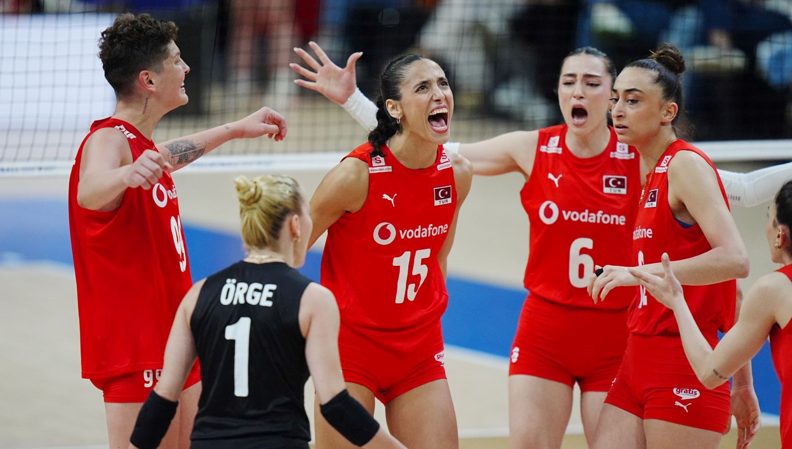 Filenin Sultanları'nda yeni bir dönem: Sinead Jack-Kısal sahne alacak!