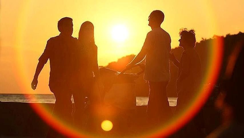 Marmara'da Alev Alev Yükselen Sıcaklıklar: 40 Dereceyi Zorluyor!