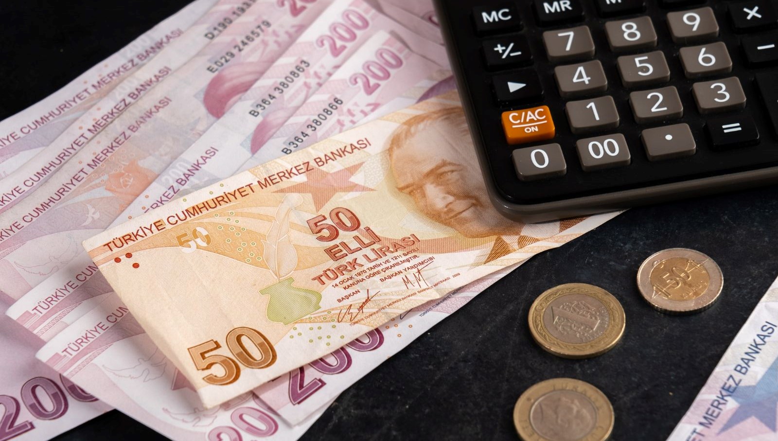 600 Bin Kamu İşçisi: Hükümetin Son Teklifine Kilitlendi!