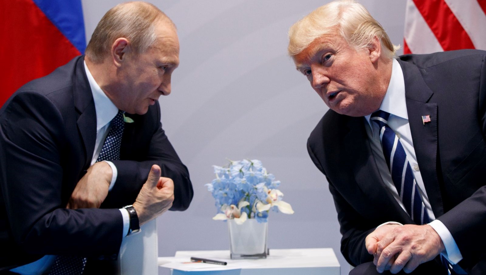 Putin ve Trump Arasındaki İlişkide Yeni Gelişmeler: “Artık Seçimleri Kirletmeye Başladı”