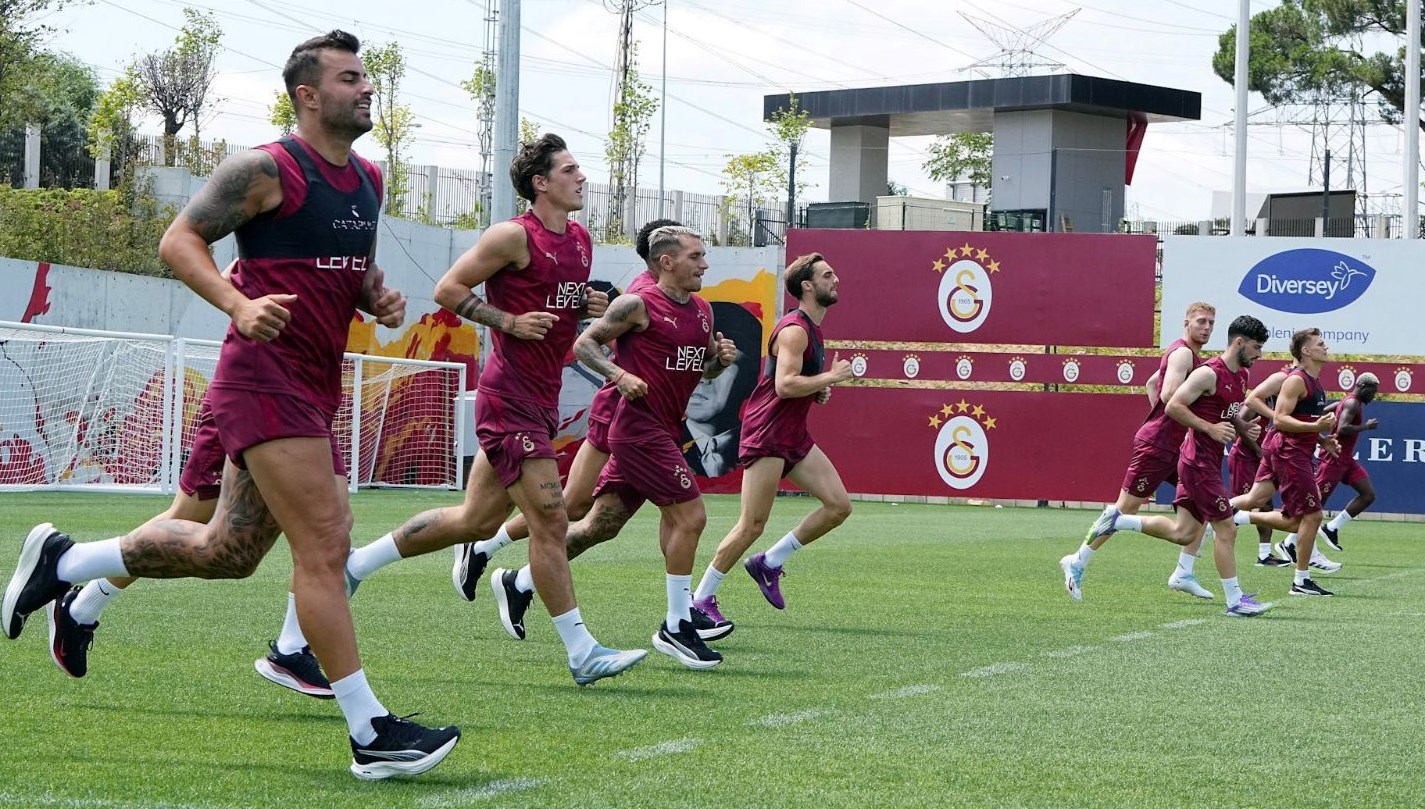 Galatasaray, Yeni Sezonun İlk Testine Hazırlanıyor: 5 Oyuncu Maçta Yok!