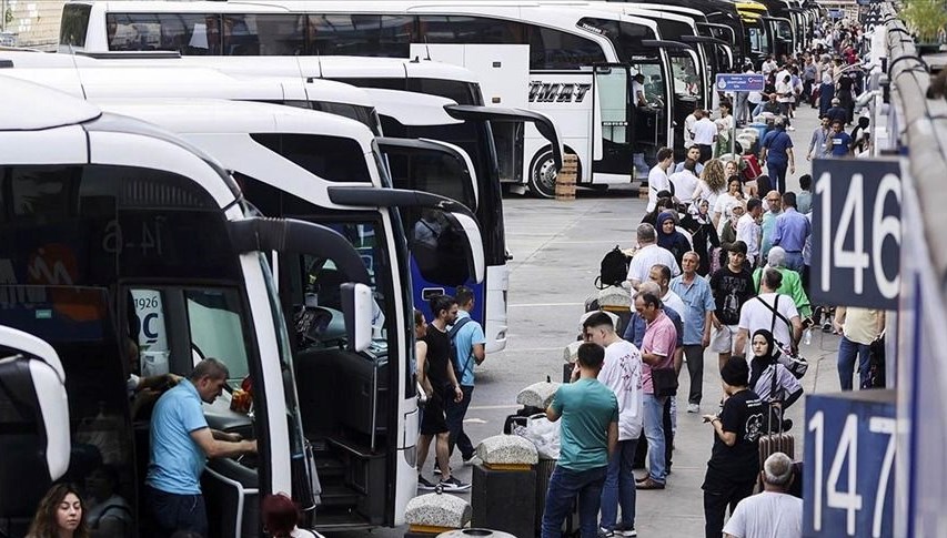 İstanbul'dan Sona Erenlerin Sayısı: 369,453 Kişi Geçen Yıl Şehri Terk Etti!