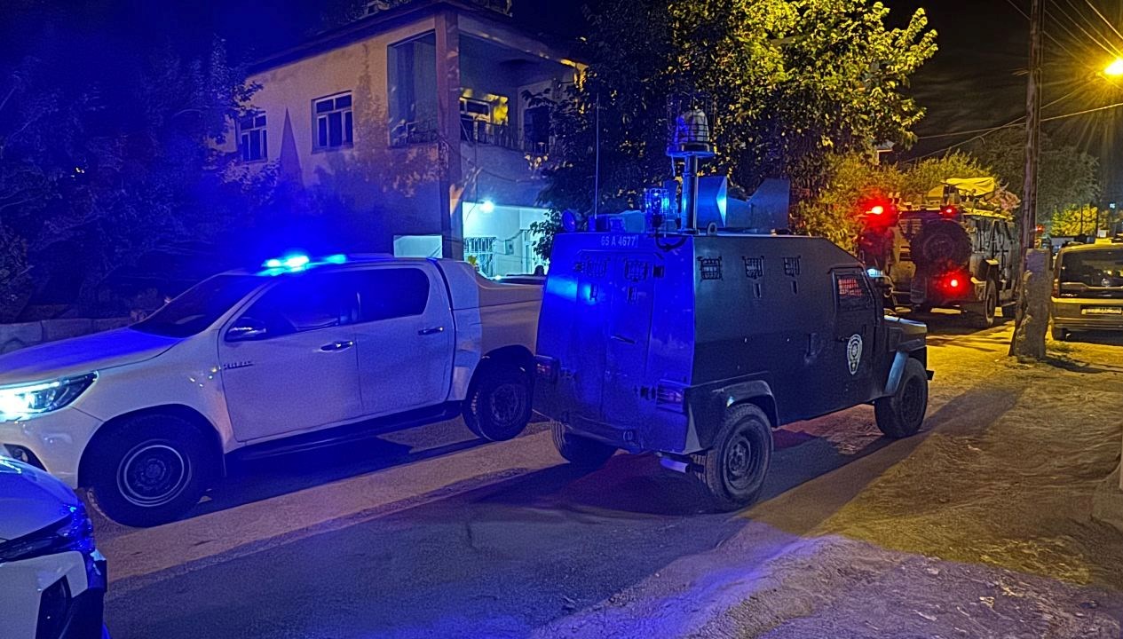Van'da Silahlı Saldırı Şok Etkisi Yarattı: Bir Ölüm, Üç Yaralı